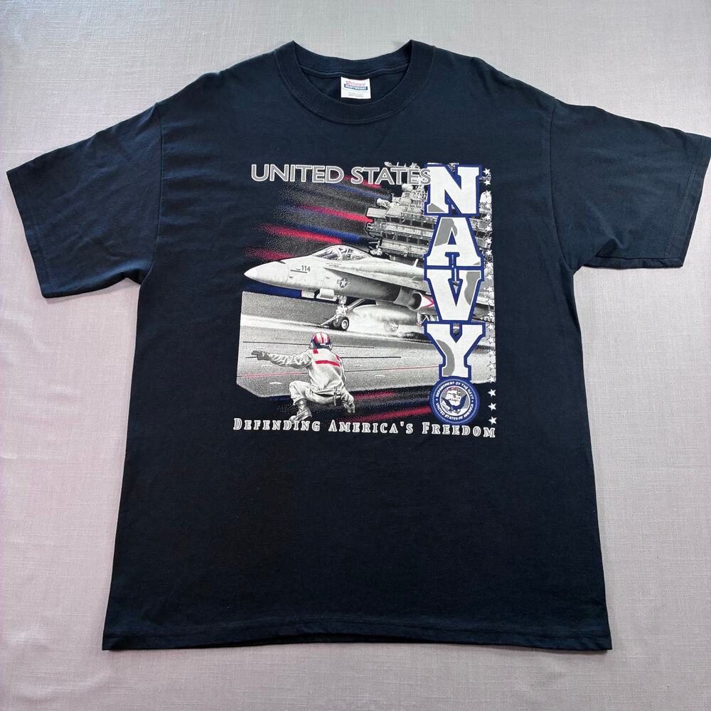 US Navy Defending America’s Freedom Graphic T Shirt Mens Large Black